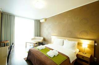 Гостиница Green Park Калуга Семейный 3х-местный номер-1