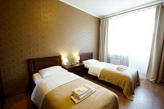 Гостиница Green Park Калуга Семейный 4х-местный номер-7